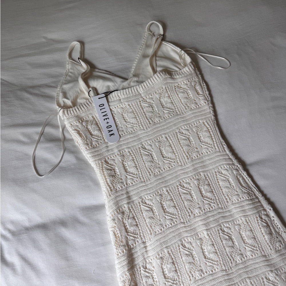 NWOT Olive & Oak Cream Knit Mini Dress S - Picture 4 of 5